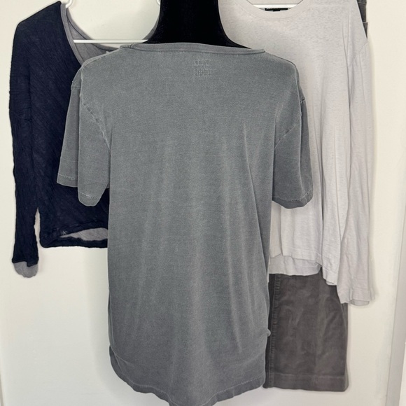 Vans Gray Graphic T-Shirt - Picture 2 of 4